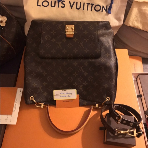 Looking for this Purse to TRADE- LV favorite MM - Picture 8 of 9